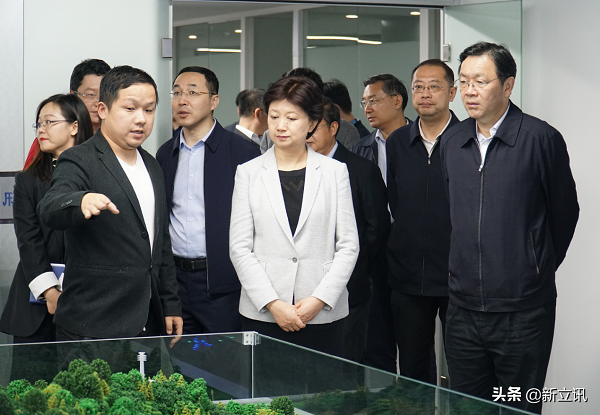 18a9b5c08d0e4a5ba444ce8fcde5dab3.png 遼寧省委常委、統戰部部長范繼英一行蒞臨新立訊考察調研